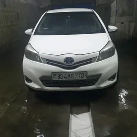 Toyota Yaris 2012