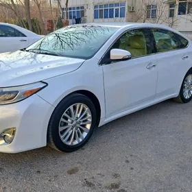 Toyota Avalon 2013