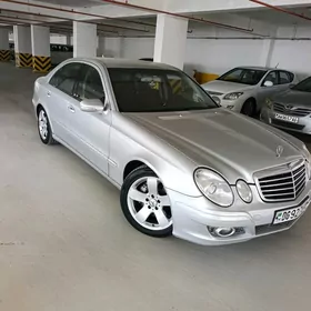 Mercedes-Benz E320 2006