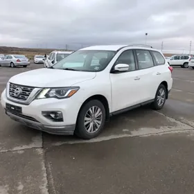 Nissan Pathfinder 2019