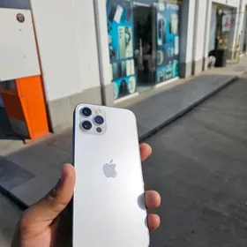 iPhone 12 Pro️