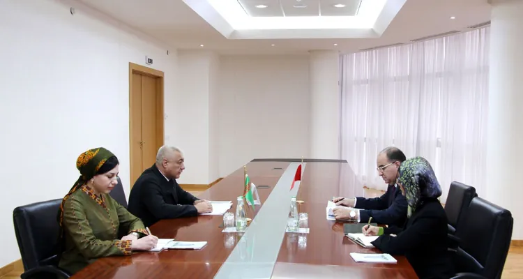 Дипломаты Туркменистана и Марокко обсудили развитие двусторонних связей