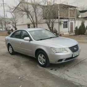 Hyundai Sonata 2010