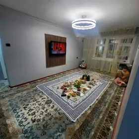  11 микр 4/4 этаж 3 комнат