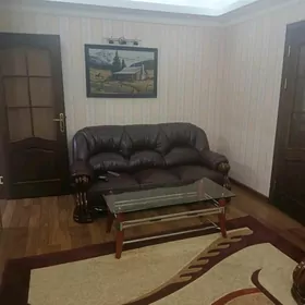 Arenda 11 mkr 4/2 etaz 3-komna