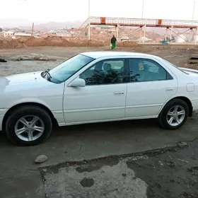 Toyota Camry 1999