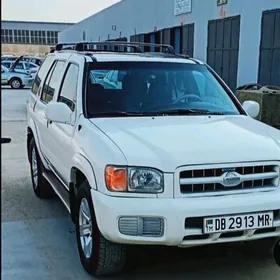 Nissan Pathfinder 2001