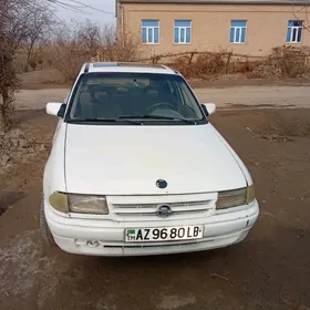 Opel Astra 1992