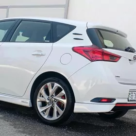Toyota Corolla iM 2016