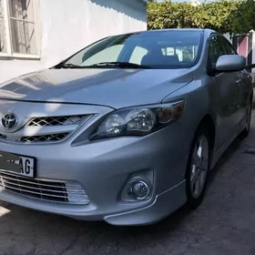 Toyota Corolla 2013