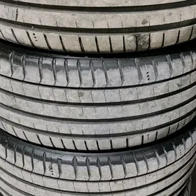 235 45 18 Mishelin 24Ý