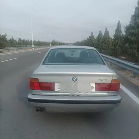 BMW 525 1990
