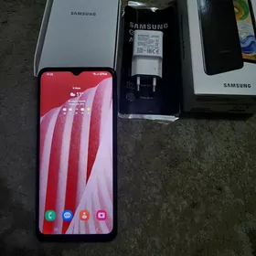 Samsung A04s