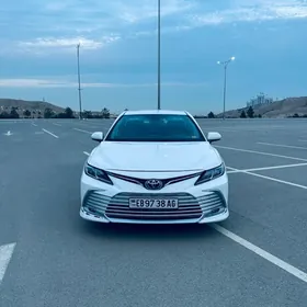 Toyota Camry 2022