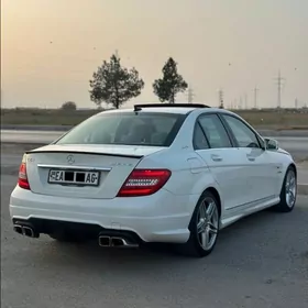 Mercedes-Benz C350 2010