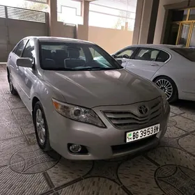 Toyota Camry 2010