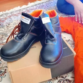 boty adik make up 43