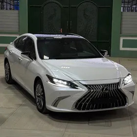 Lexus ES 350 2022