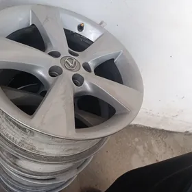 колесо авто Лексус