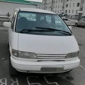 Toyota Previa 1991
