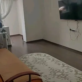 11мкр 4эт 1ком 42м2 Срочно