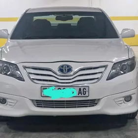 Toyota Camry 2010