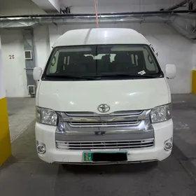 Toyota Hiace 2017