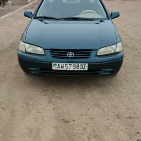 Toyota Camry 1998