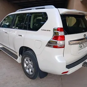 Toyota Land Cruiser Prado 2015