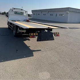 Mitsubishi Canter 2025