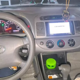 Toyota Camry 2003