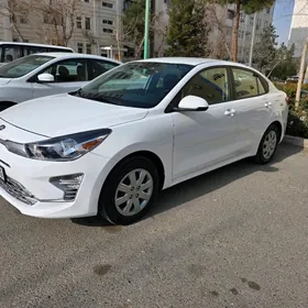 Kia Rio 2021