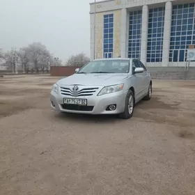 Toyota Camry 2011