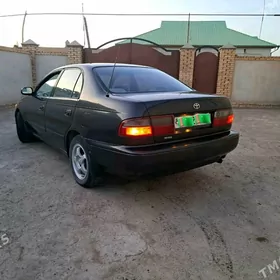 Toyota Corona 1995