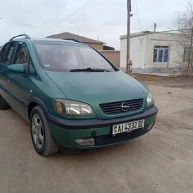 Opel Zafira 2002