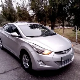 Hyundai Elantra 2012