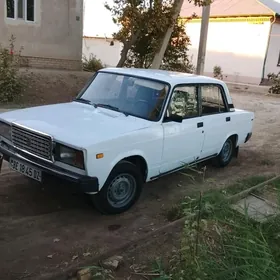 Lada 2107 2000