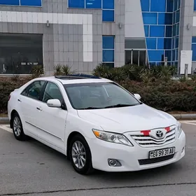 Toyota Camry 2011