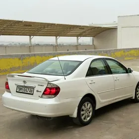 Toyota Camry 2005