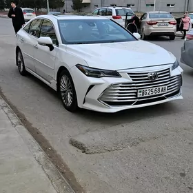 Toyota Avalon 2019