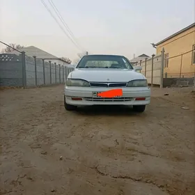 Toyota Camry 1992