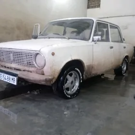 Lada 2104 1980