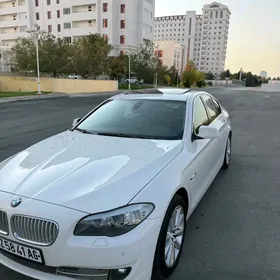 BMW 3 Series 2010