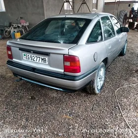 Opel Vectra 1990