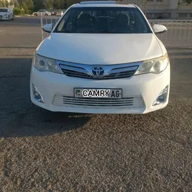 Toyota Camry 2012