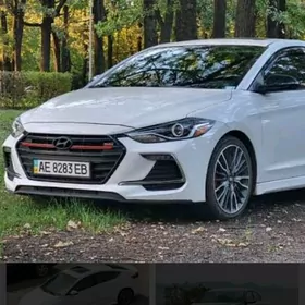 Hyundai Elantra 2018