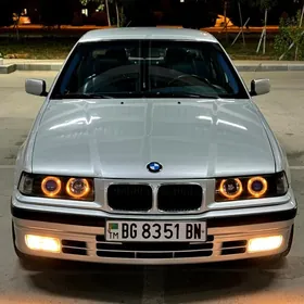 BMW 320 1992