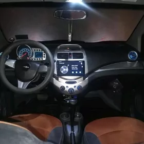 Chevrolet Spark 2012