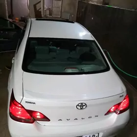 Toyota Avalon 2008