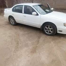 Nissan Cefiro 1995